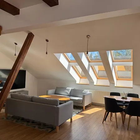 Palepe Vanagupeje Cozy Attic Retreat *